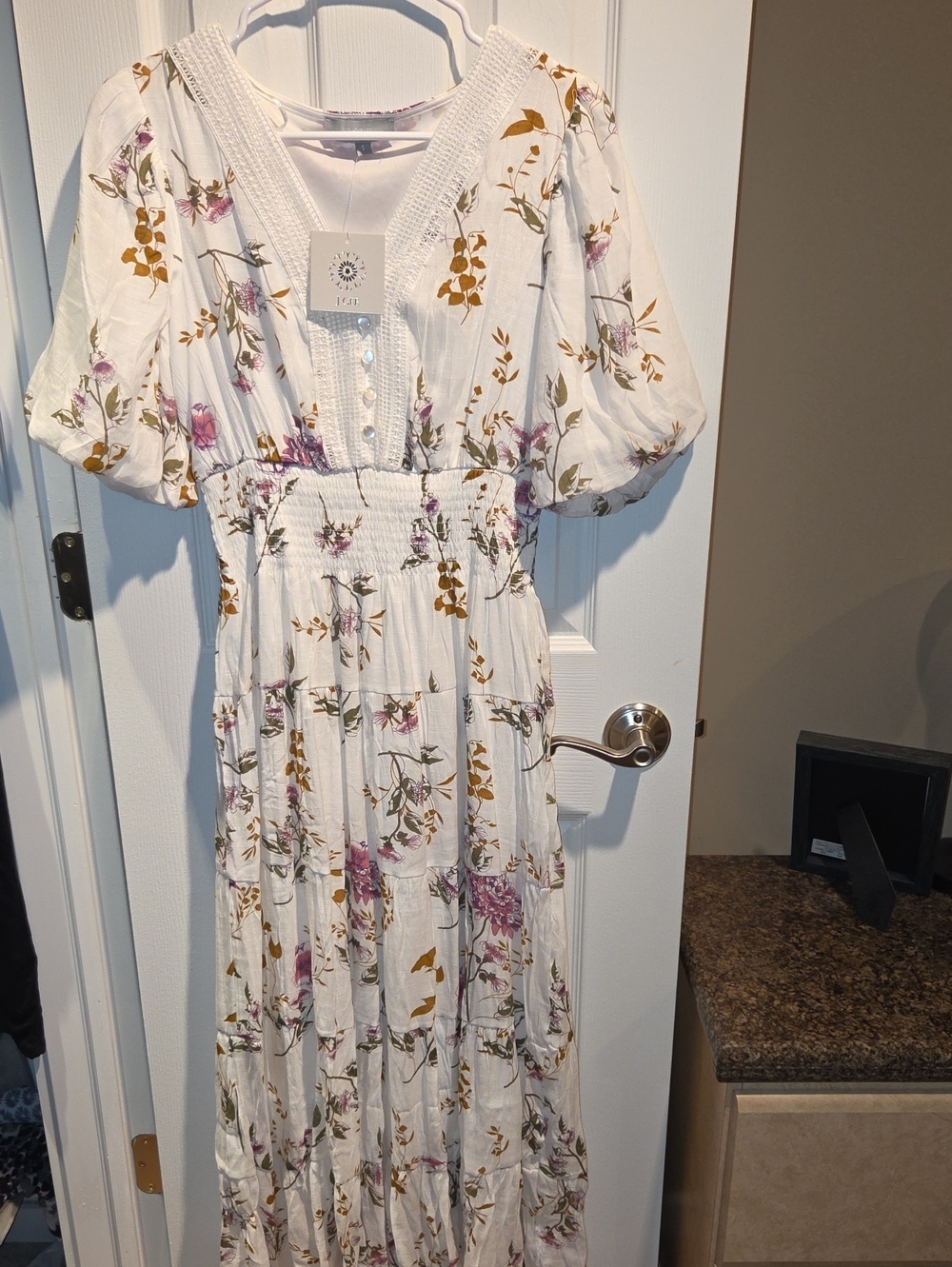 J GEE White Floral Maxi Dress with Puff Sleeves